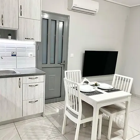 Blueline Apartment 3 Loutraki  Exterior photo